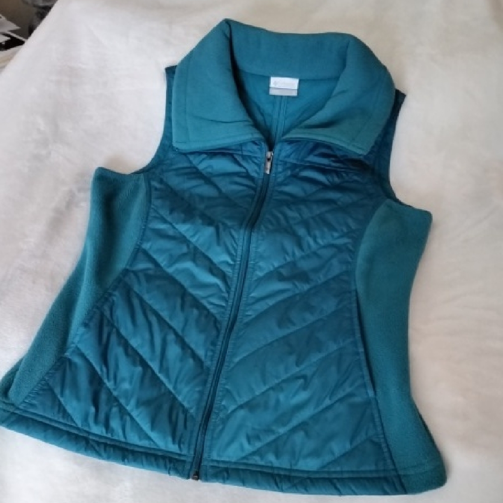 Columbia Turquoise Vest EUC!